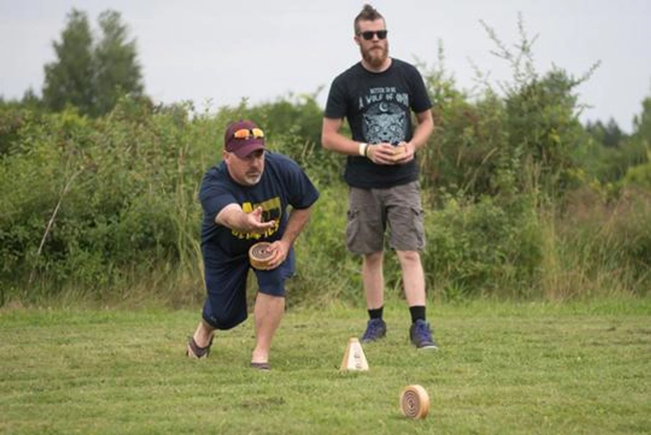 Rollors Lawn & Beach Game - Image 3