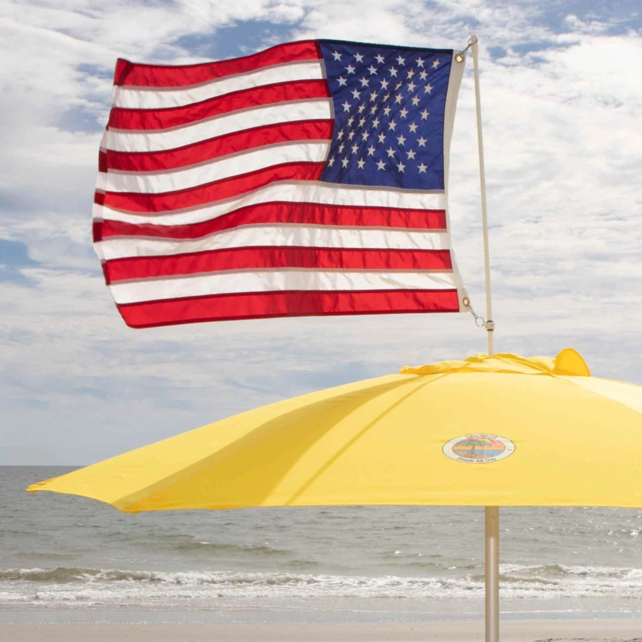 BeachBUB® Flag Pole With American Flag - Image 2